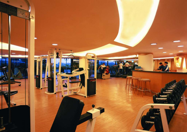 �y���������b���OӋ��˾|�N���b�֮�����Q���ɔ�