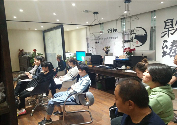 �y���k�����b���OӋ|�N���b�,��ץ�|���ٰlչ����푿ڱ���һվ!