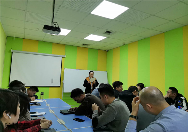 �y���b�޹�˾|�y���b���OӋ��˾|�N���b�