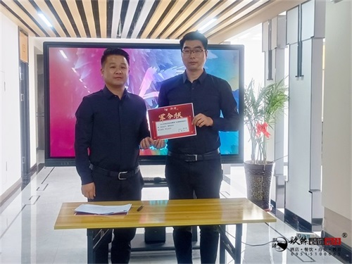 �y�����b�OӋ|�N���OӋ