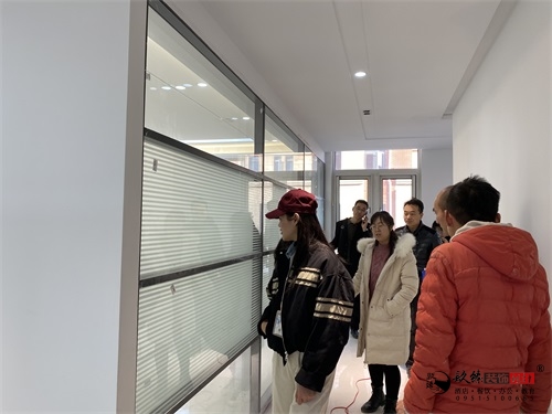 �y���k�����b���OӋ�Ŀ|�N���OӋ