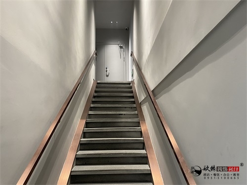 �y����偵��b���OӋ�����D|�N���OӋ