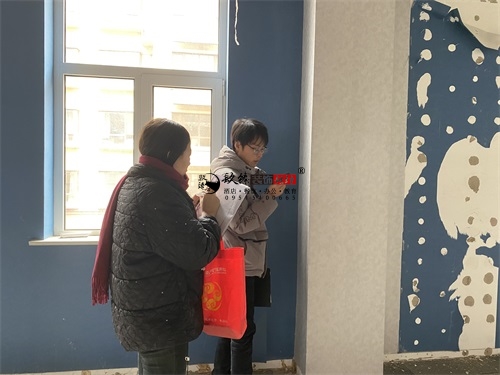 �y������b���OӋ�Ŀ|�N���OӋ