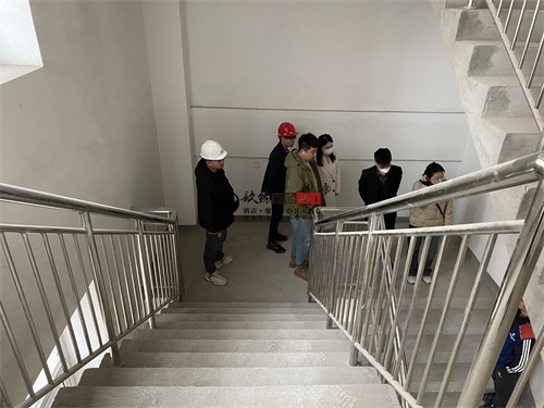 �y���Ƶ��b���OӋ�Ŀ|�N���OӋ