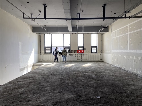 �y����偵��b���OӋ�Ŀ|�N���OӋ