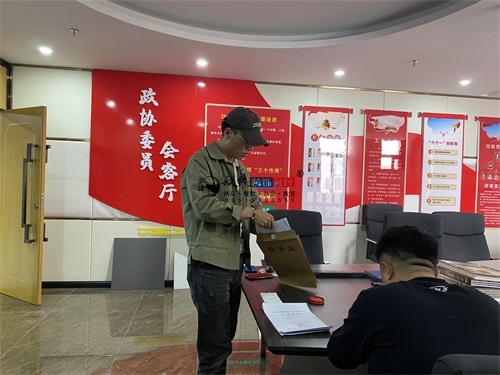 �y����偵��b���OӋ�Ŀ|�N���OӋ