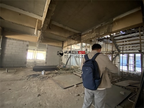 �y����������b���OӋ�Ŀ|�N���OӋ