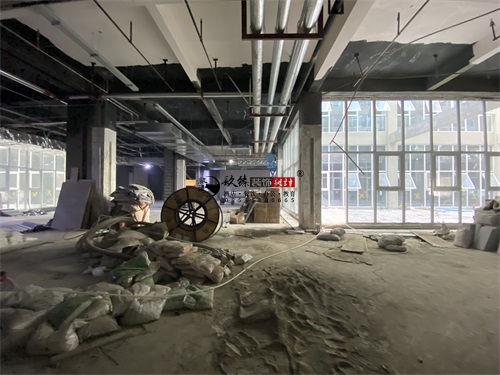 �y���̈��b���OӋ�Ŀ|�N���OӋ