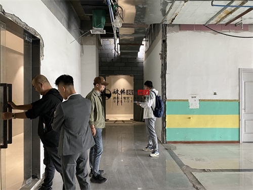 �y����Ӗ�WУ�b���O(sh��)Ӌ�Ŀ|�N���O(sh��)Ӌ