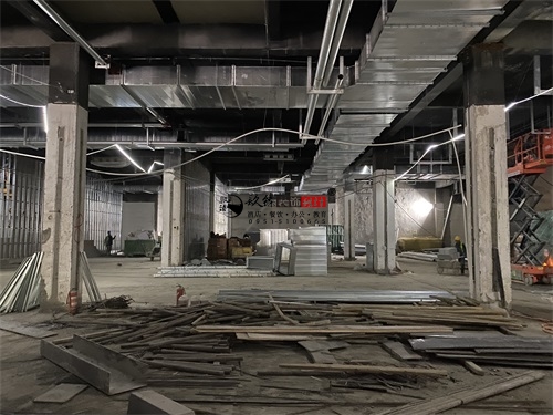 �y���̈��b���OӋ�Ŀ|�N���OӋ