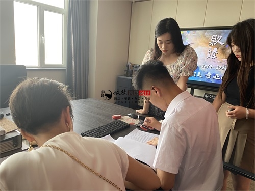 �y���k�����b���OӋ�Ŀ|�N���OӋ