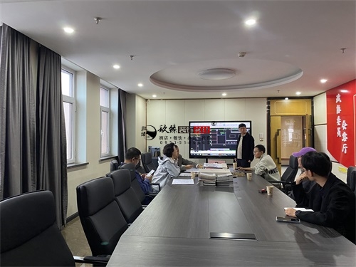 �y���׃��@�b�޸����Ŀ|�N���OӋ