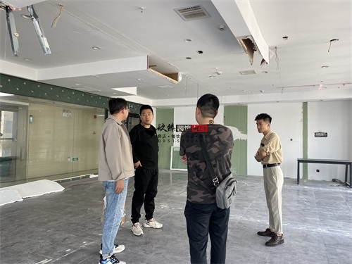 �y���������OӋ�b���Ŀ|�N���b�