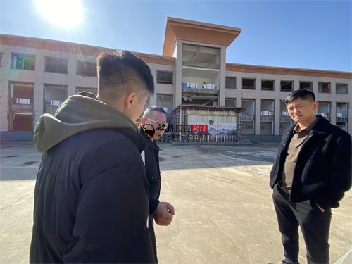 �y���k�����b���OӋ�Ŀ|�N���b�