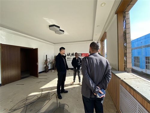 �y���k�����b���OӋ�Ŀ|�N���b�