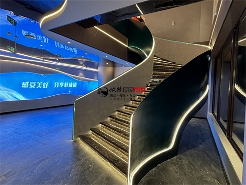 �y��������偲͏d�b���O(sh��)Ӌ(j��)�(xi��ng)Ŀ|�N���b�