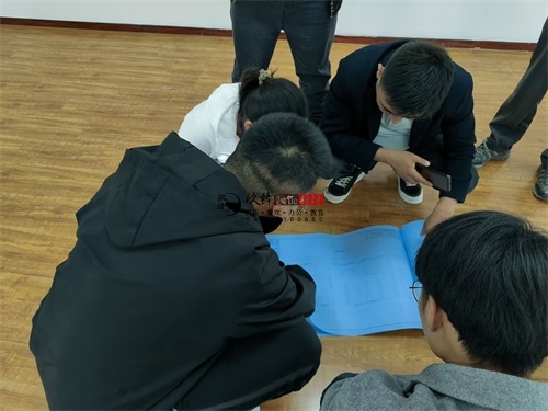 �y���D���^�OӋ�b���Ŀ|�N���b�