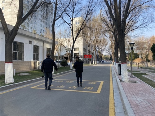 �y���D���^�b���OӋ�Ŀ|�N���b�