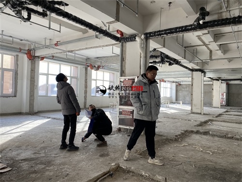 �y���k�����b���OӋ�Ŀ|�N���b�