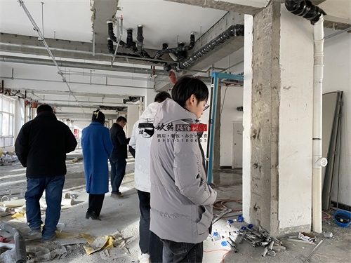 �y���k�����b���OӋ�Ŀ|�N���b�