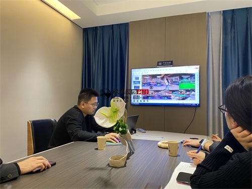 �y���_��d�b���OӋ�Ŀ|�N���b�