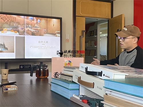 �y���͏d�OӋ�b���Ŀ|�N���b�