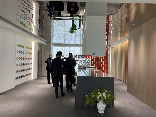 �y���b���OӋ��˾|�N�鹤�b