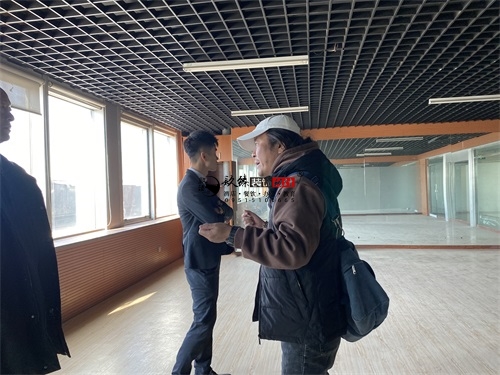 �y���k�����OӋ�b���Ŀ|�N���b�