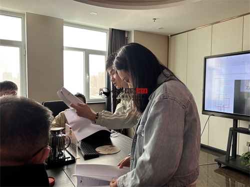 �y���ư��OӋ�b���Ŀ|�N���b�