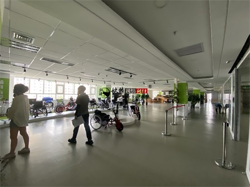 �y�����B���OӋ�b���Ŀ|�N���b�