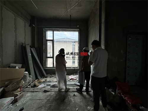 �y���̘I(y��)��(hu��)���O(sh��)Ӌ(j��)�b���(xi��ng)Ŀ|�N���b�