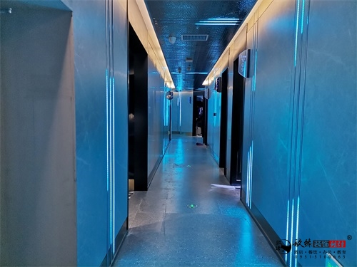 �������͏d�O(sh��)Ӌ(j��)�b���(xi��ng)Ŀ|�N���b�