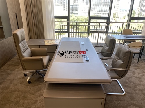 �y���k�����OӋ�b���Ŀ|�N���b�