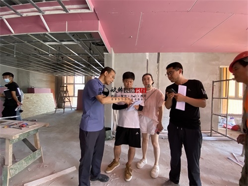 �y���׃��@�b���OӋ�Ŀ|�N���b�