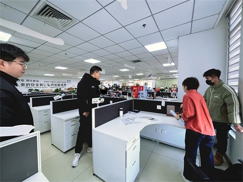 �y���k�����OӋ�b���Ŀ|�N���OӋ